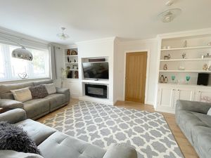 Clacton Road- click for photo gallery